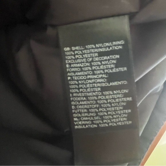 The North Face Boy’s Navy Blue Puffer Vest - Picture 4 of 6